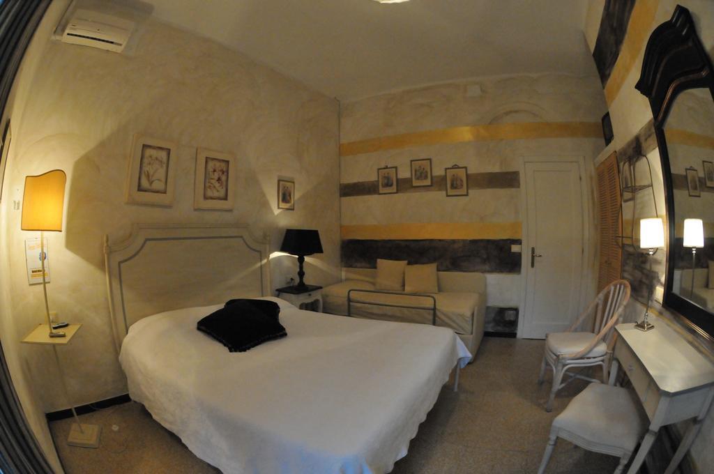 Hotel Atlantic Marina Di Carrara Phòng bức ảnh
